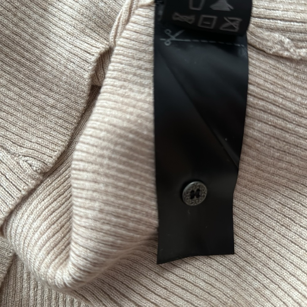 🦬Buffalo David Bitton heather oatmeal ribbed henley sweater. Size S. NWT. - Picture 7 of 10